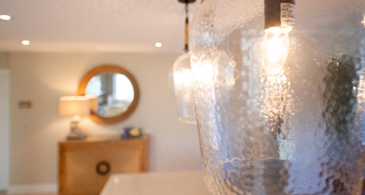 CRESCENT POINT UNIT #14 | SEVEN MILE BEACH - Image 11