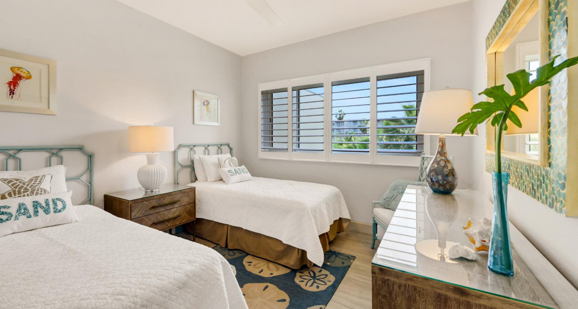 CRESCENT POINT UNIT #14 | SEVEN MILE BEACH - Fully Remodeled, Turnkey & Income-Producing Opportunity - Image 19