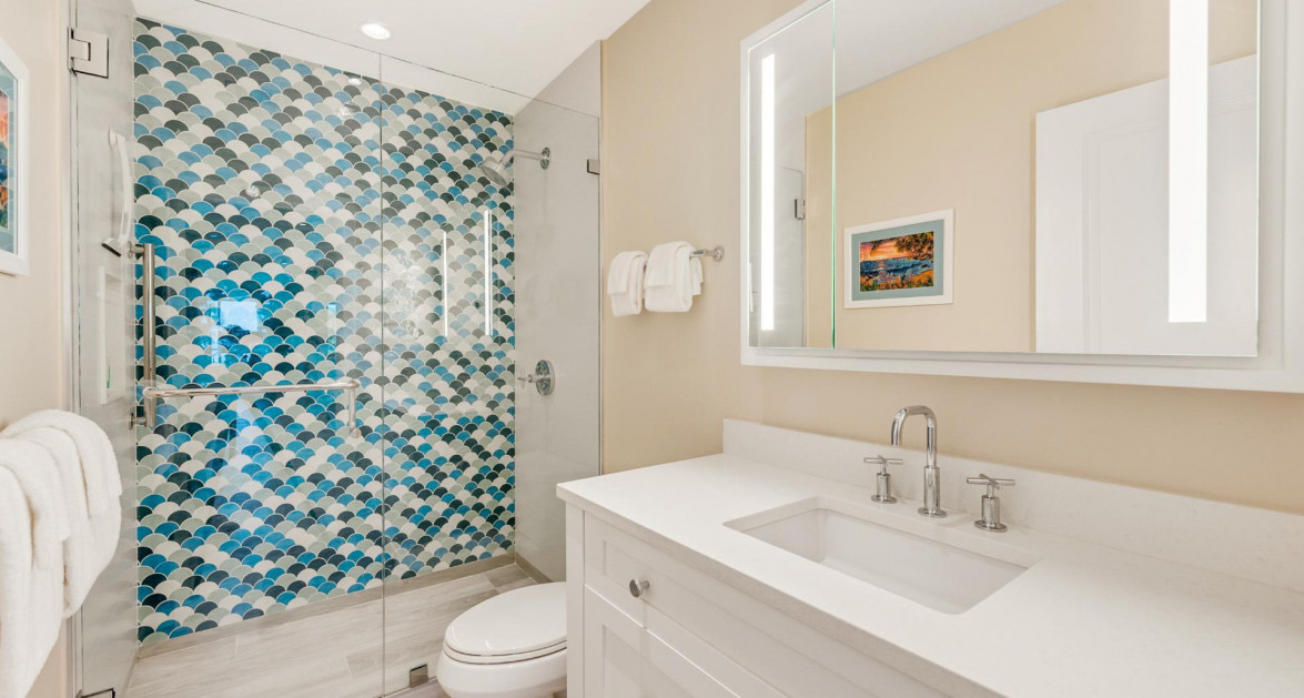 CRESCENT POINT UNIT #14 | SEVEN MILE BEACH - Fully Remodeled, Turnkey & Income-Producing Opportunity - Image 21