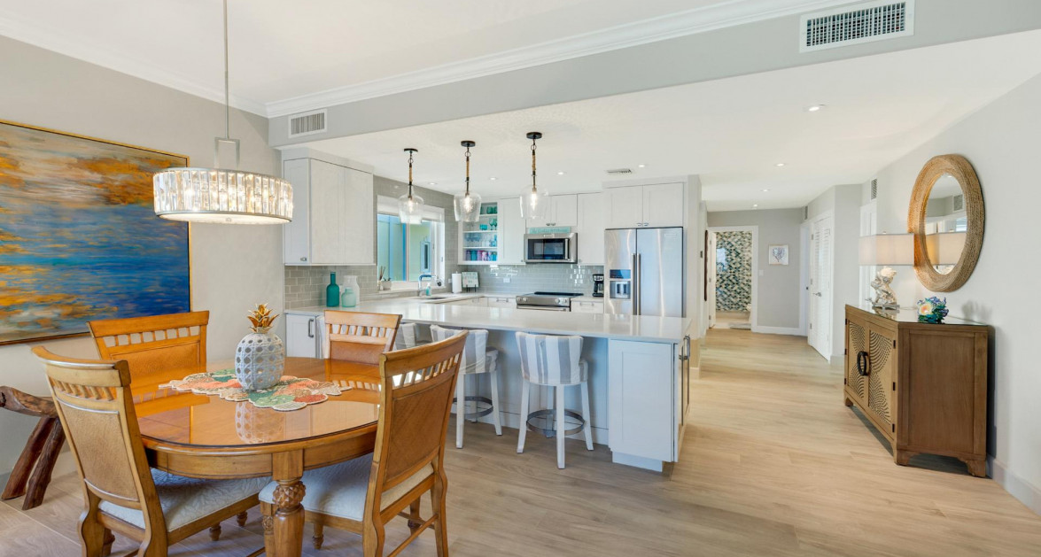 CRESCENT POINT UNIT #14 | SEVEN MILE BEACH - Fully Remodeled, Turnkey & Income-Producing Opportunity - Image 7