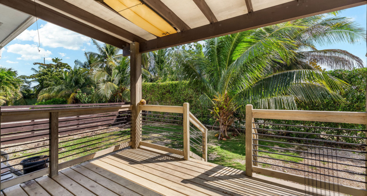 Development Opportunity Detached Home on 1 Acre in Spotts - Image 2