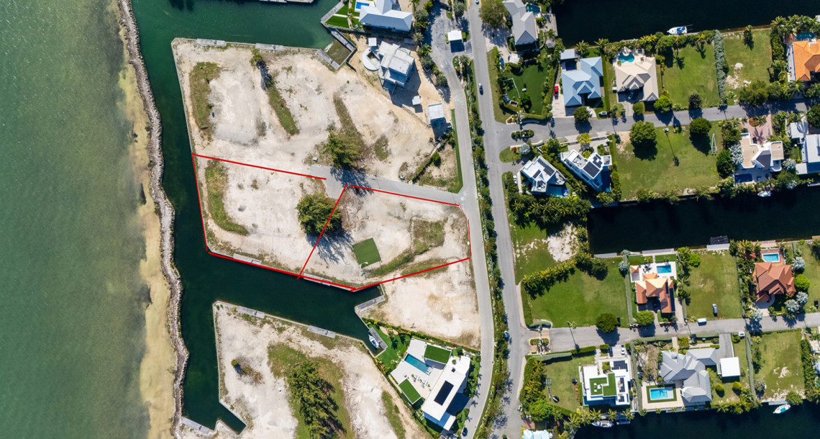 Diamonds Edge Seafront Double Lot - Image 2