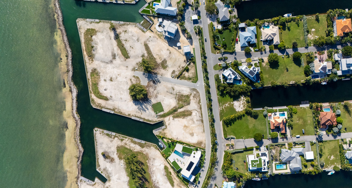 Diamonds Edge Seafront Double Lot - Image 13