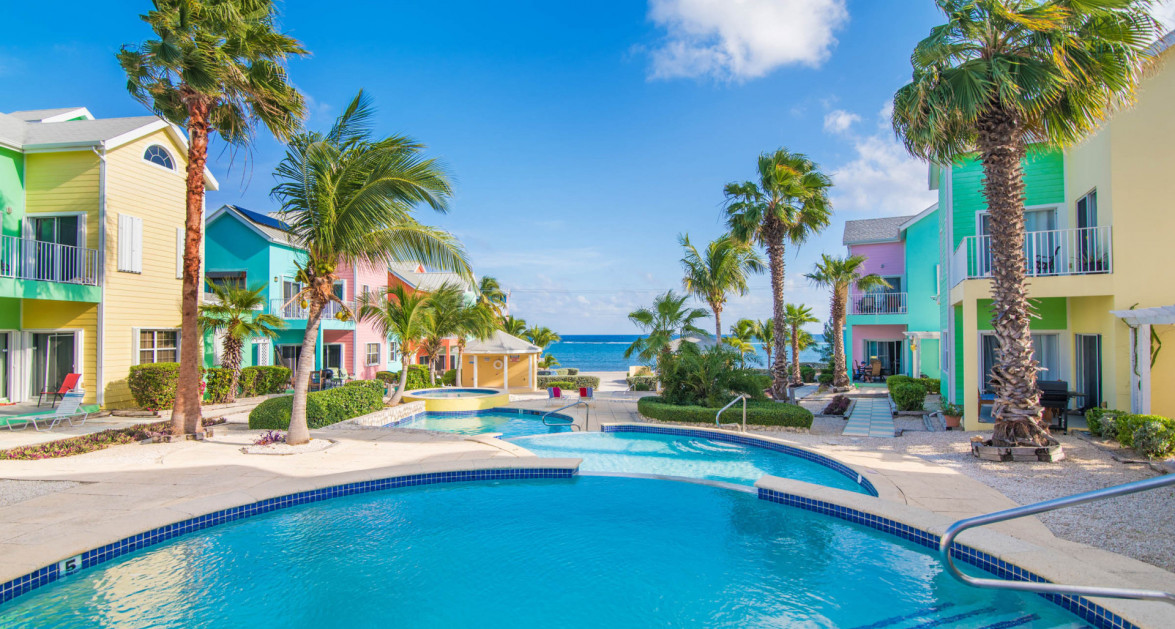 Direct Beach Front East End Paradise Villas 4 Bedroom Home - Image 19