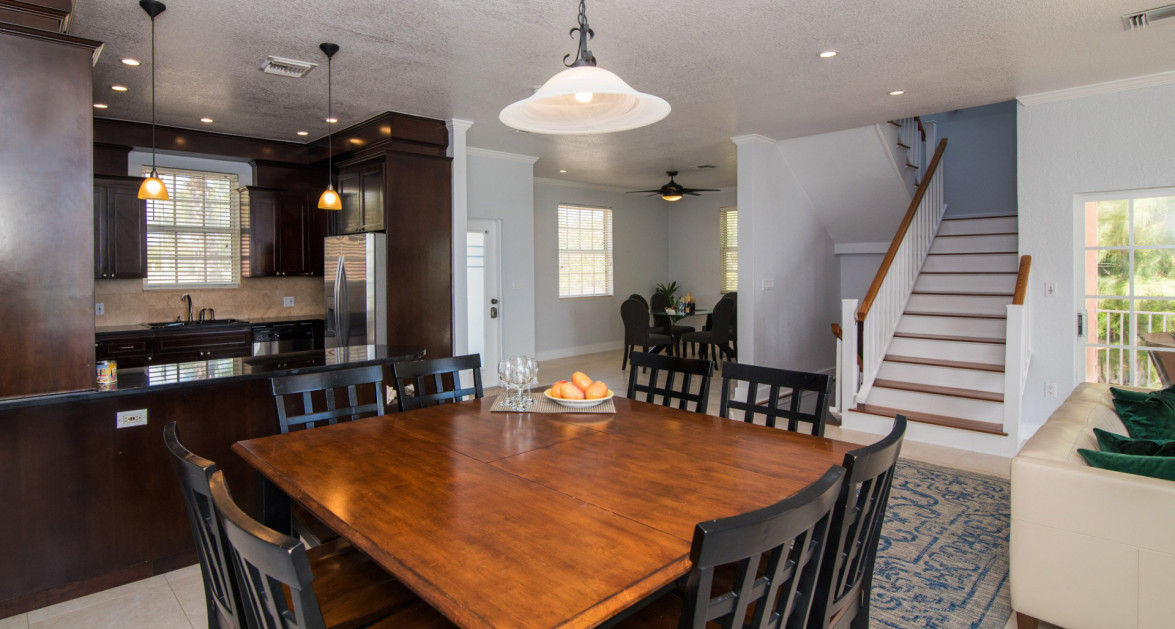 Direct Beach Front East End Paradise Villas 4 Bedroom Home - Image 13