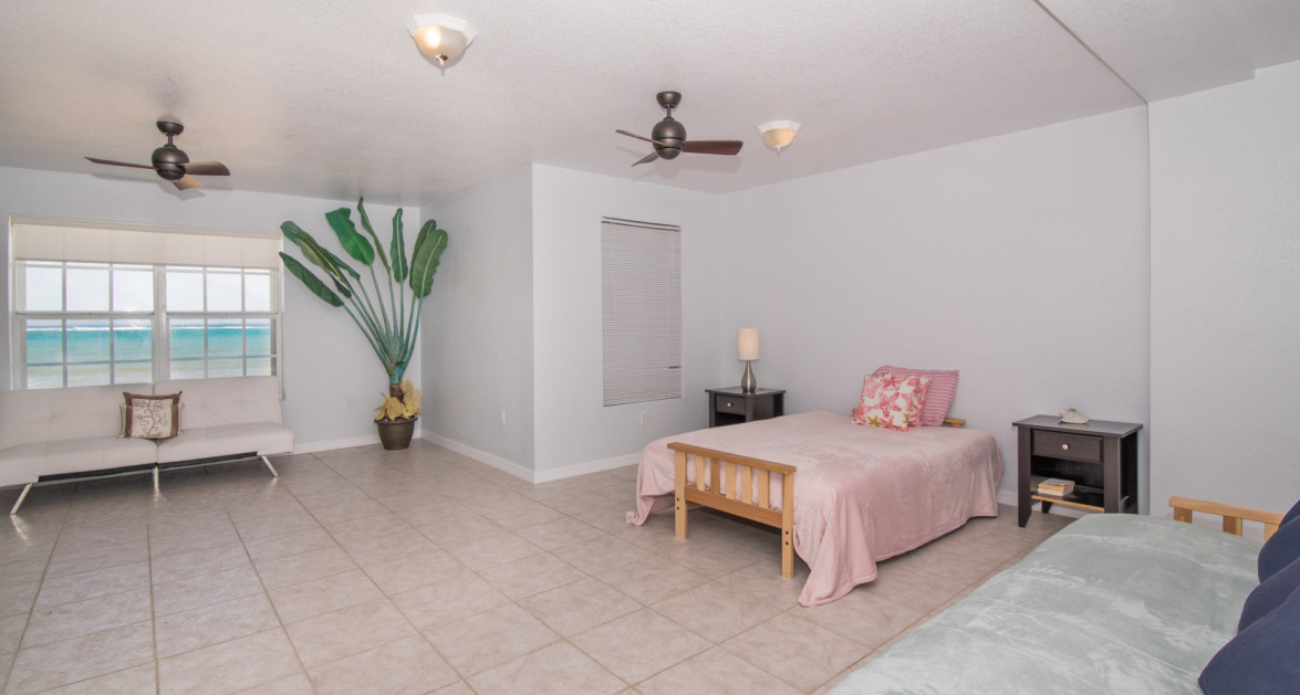 Direct Beach Front East End Paradise Villas 4 Bedroom Home - Image 26