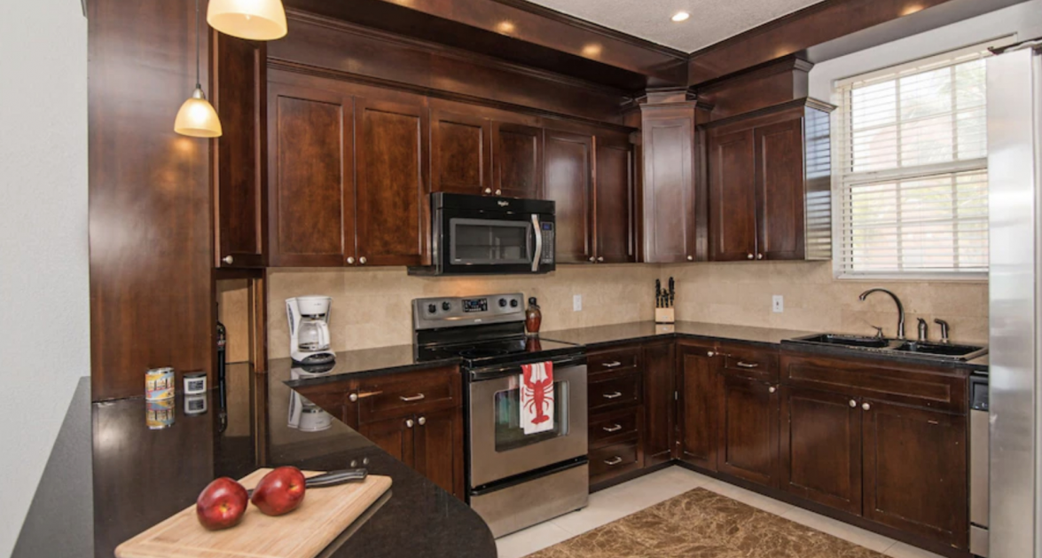 Direct Beach Front East End Paradise Villas 4 Bedroom Home - Image 12