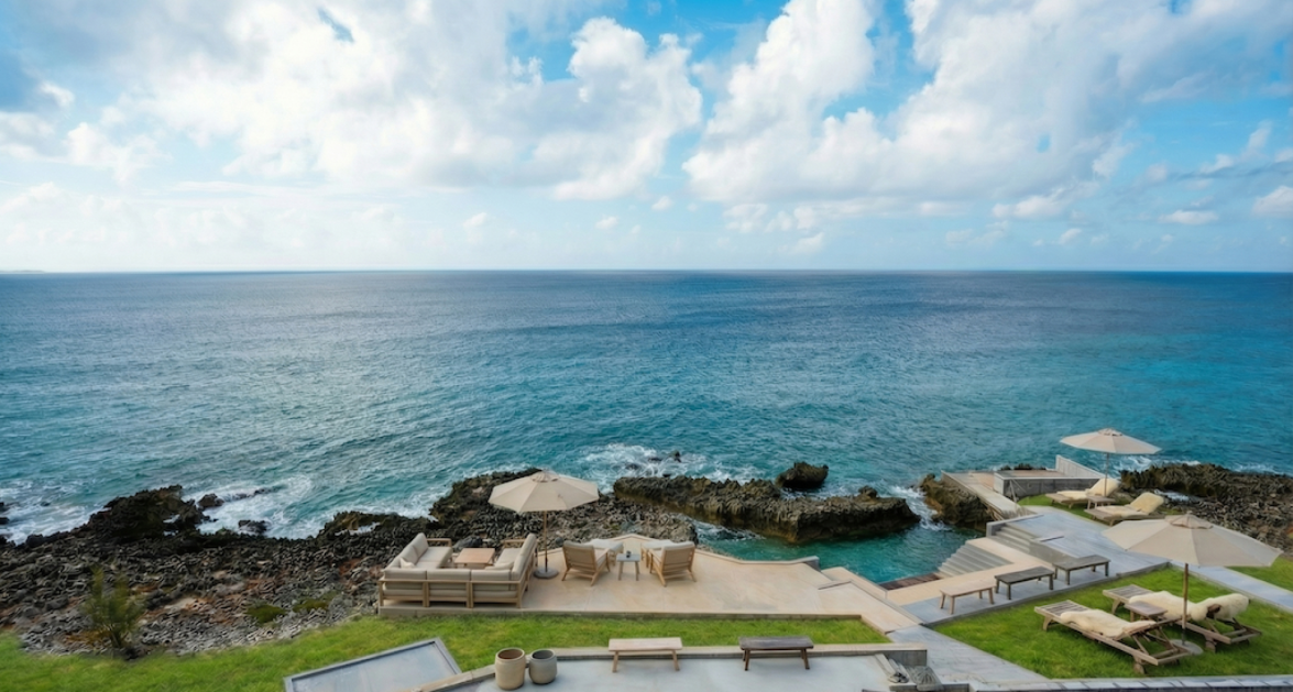 Dolphin Point Club 210 | 2 Bed 2.5 Bath | Elevated Seafront Living - Image 1