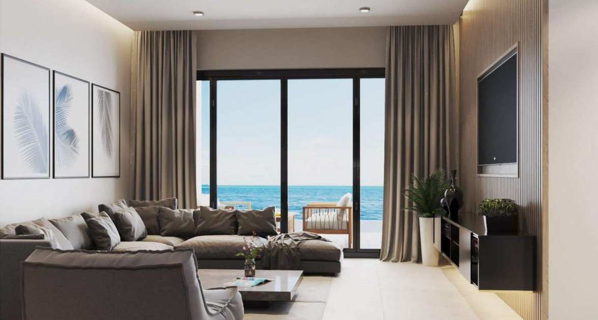 Dolphin Point Club - Unique Ground Floor Residence with Garage - Image 3