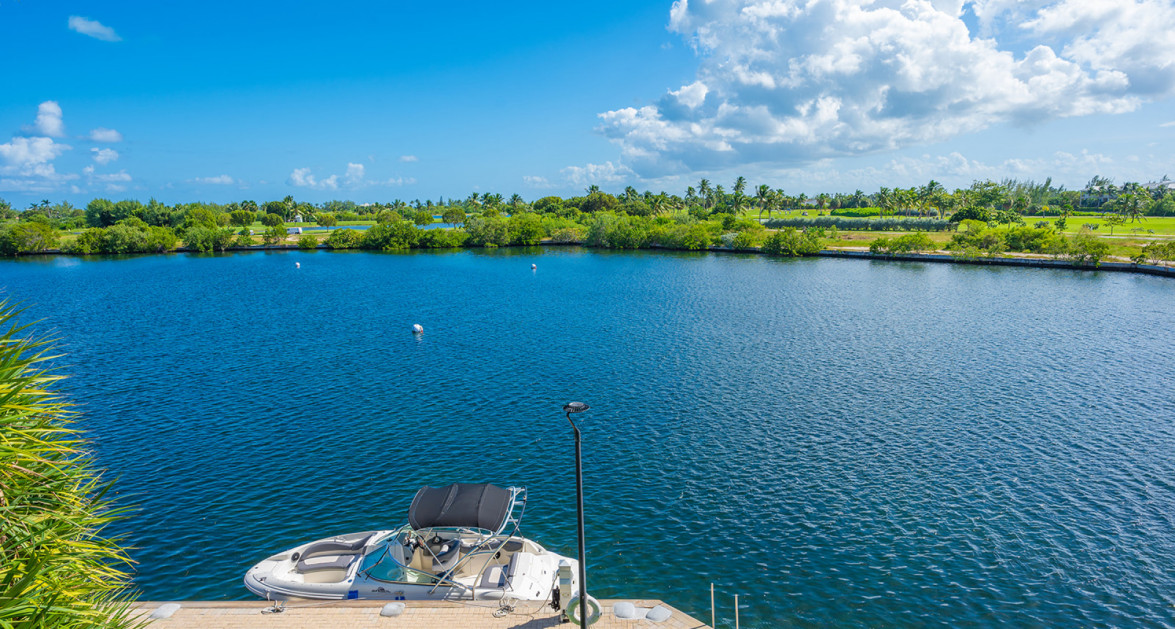 Dual Aspect Waterfront Penthouse at Waterways - Image 1