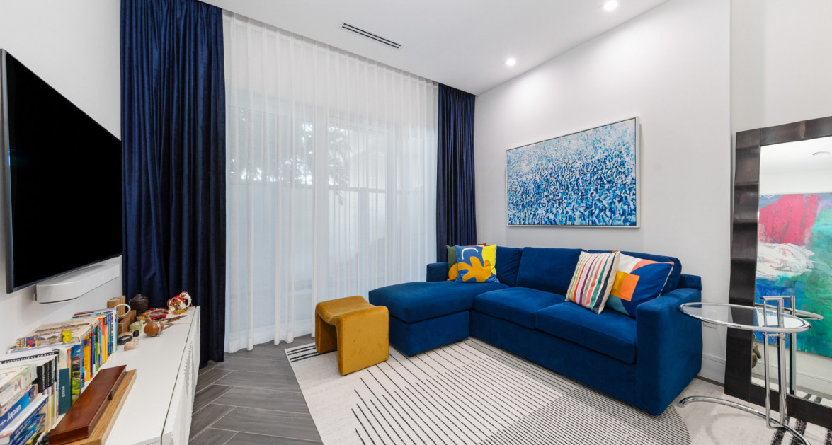 FABULOUS FIN 7 - Image 17