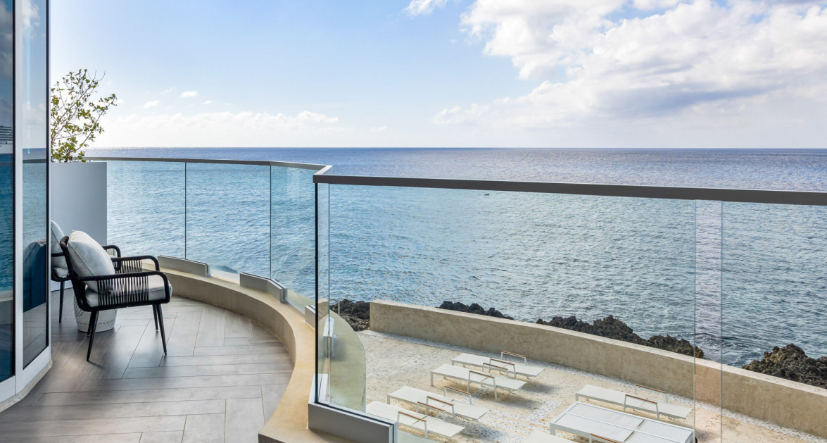 FABULOUS FIN 7 - Image 8