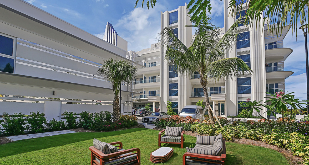 FABULOUS FIN 7 - Image 30