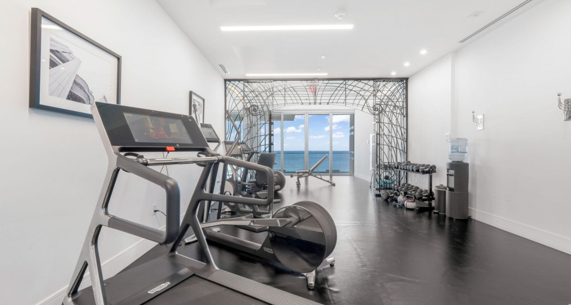 FABULOUS FIN 7 - Image 33