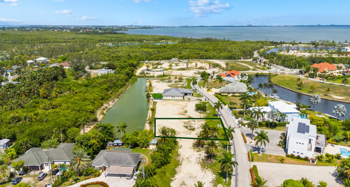 FANTASTIC SUNRISE LANDING LOT (LAKE VIEW 0.25 ACRE) - Image 1
