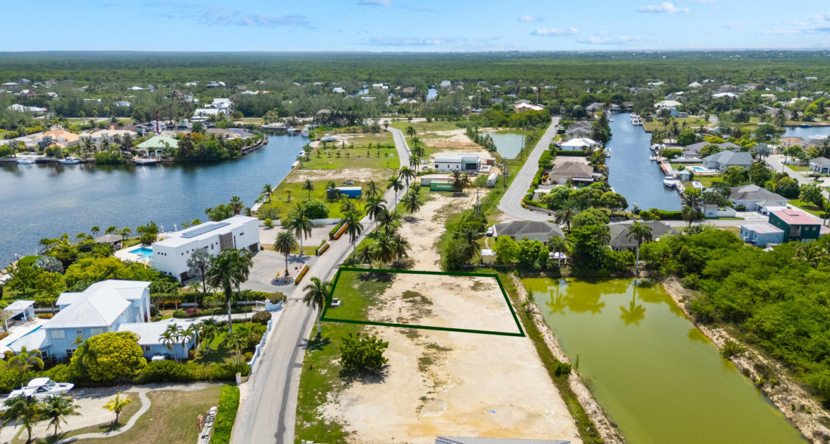 FANTASTIC SUNRISE LANDING LOT (LAKE VIEW 0.25 ACRE) - Image 2