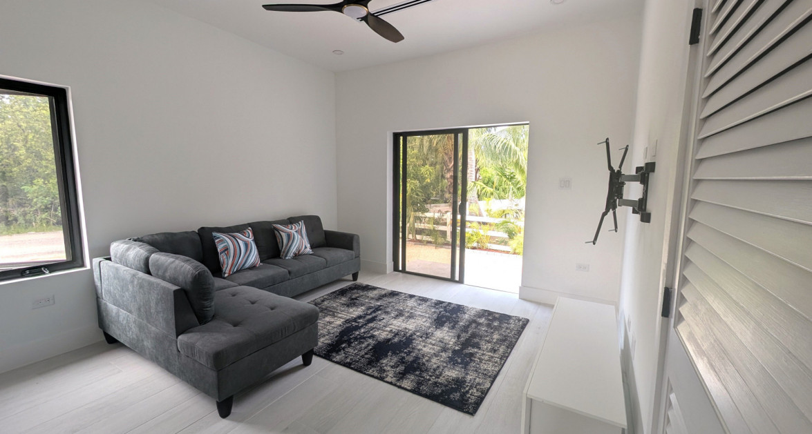 FLEETWOOD ESTATE  VILLA - Image 4