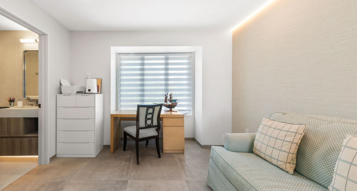 Foster Village #5 (2 BED, 2.5 BATH COMPLETELY RENOVATED TOWNHOME) - Image 19