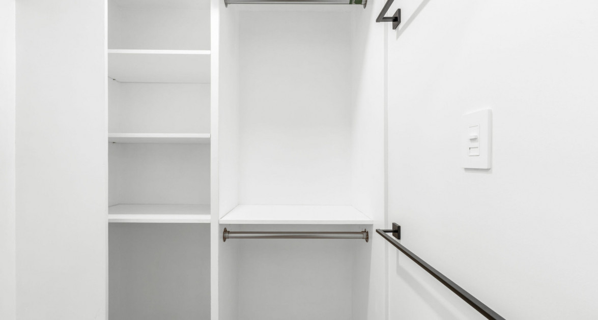 Fully Renovated Island House #9 Rum Point - Image 52