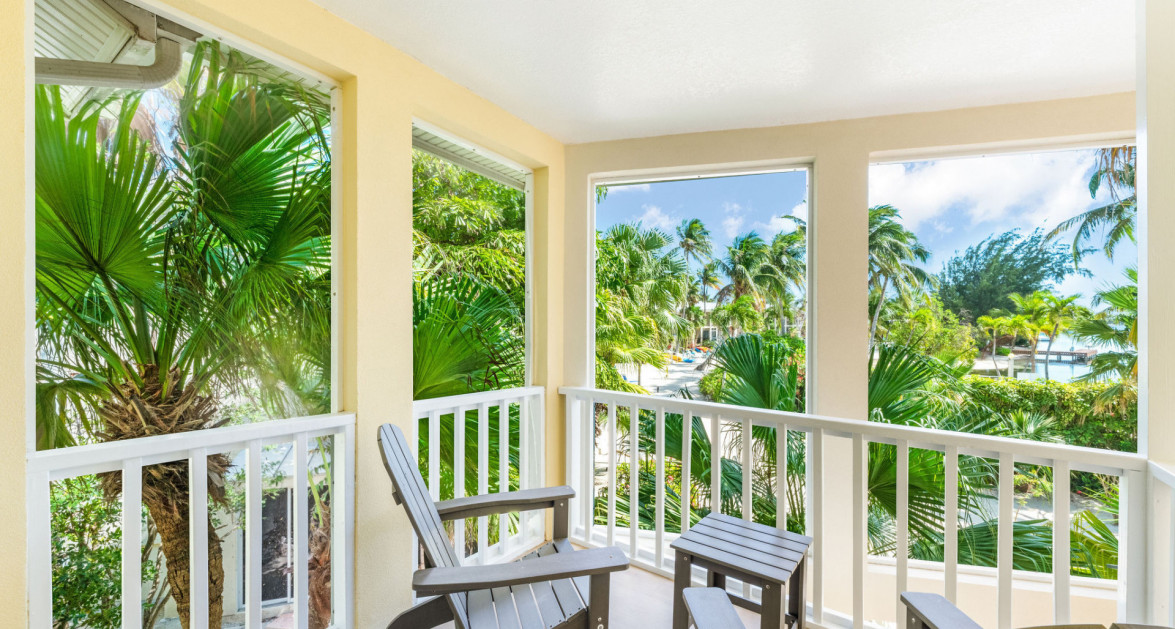 Fully Renovated Island House #9 Rum Point - Image 57