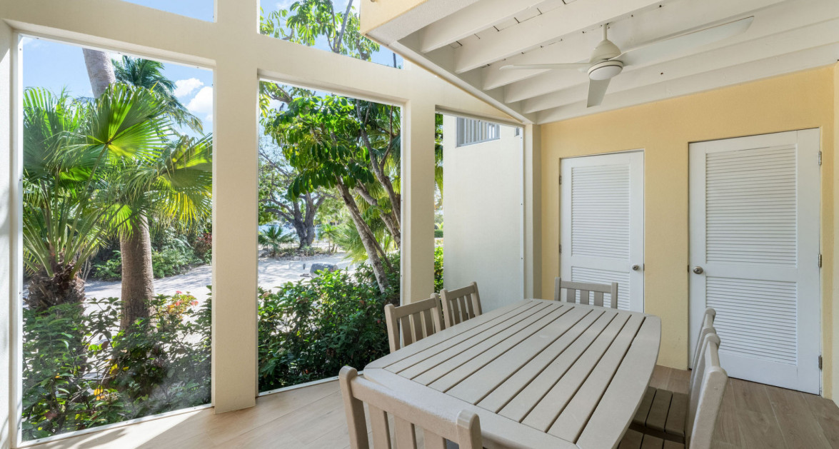 Fully Renovated Island House #9 Rum Point - Image 23