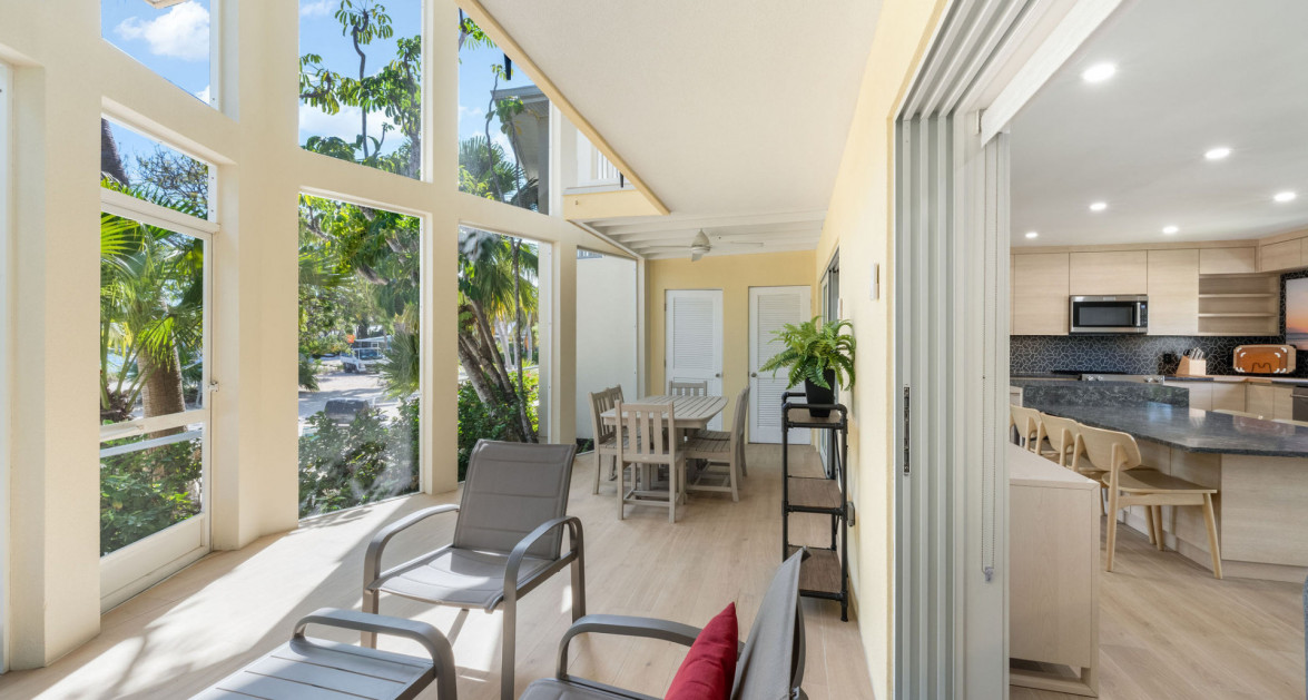 Fully Renovated Island House #9 Rum Point - Image 27