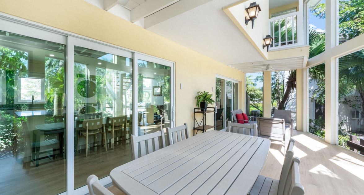 Fully Renovated Island House #9 Rum Point - Image 22