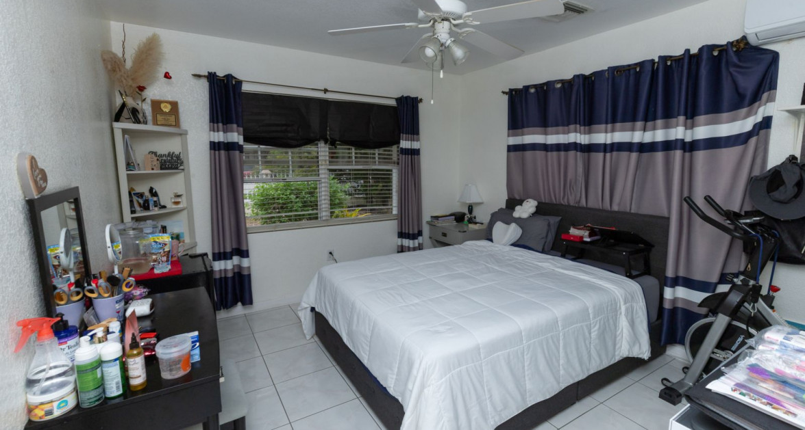 Gated 5 Bed 3 Bath Savannah Home with Modern Upgrades - Image 13