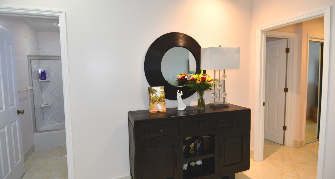 Grandview Beachfront - Image 12