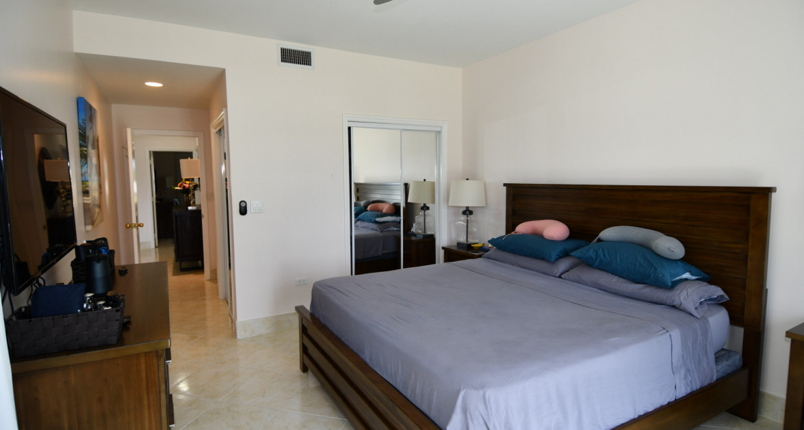 Grandview Beachfront - Image 20