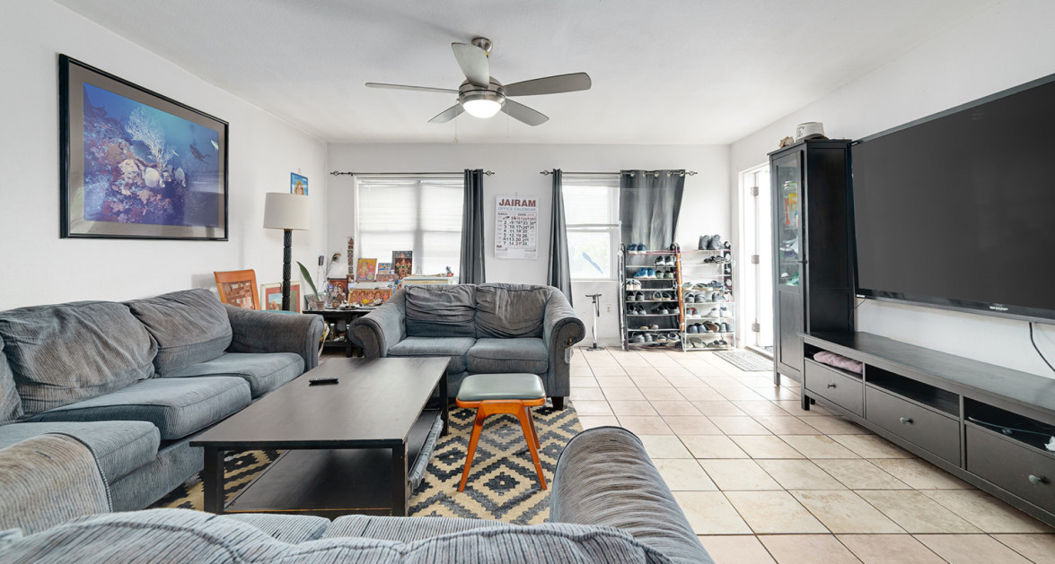 Great Opportunity with Renovation Potential – 3 Bedroom Triumph Village - Image 5