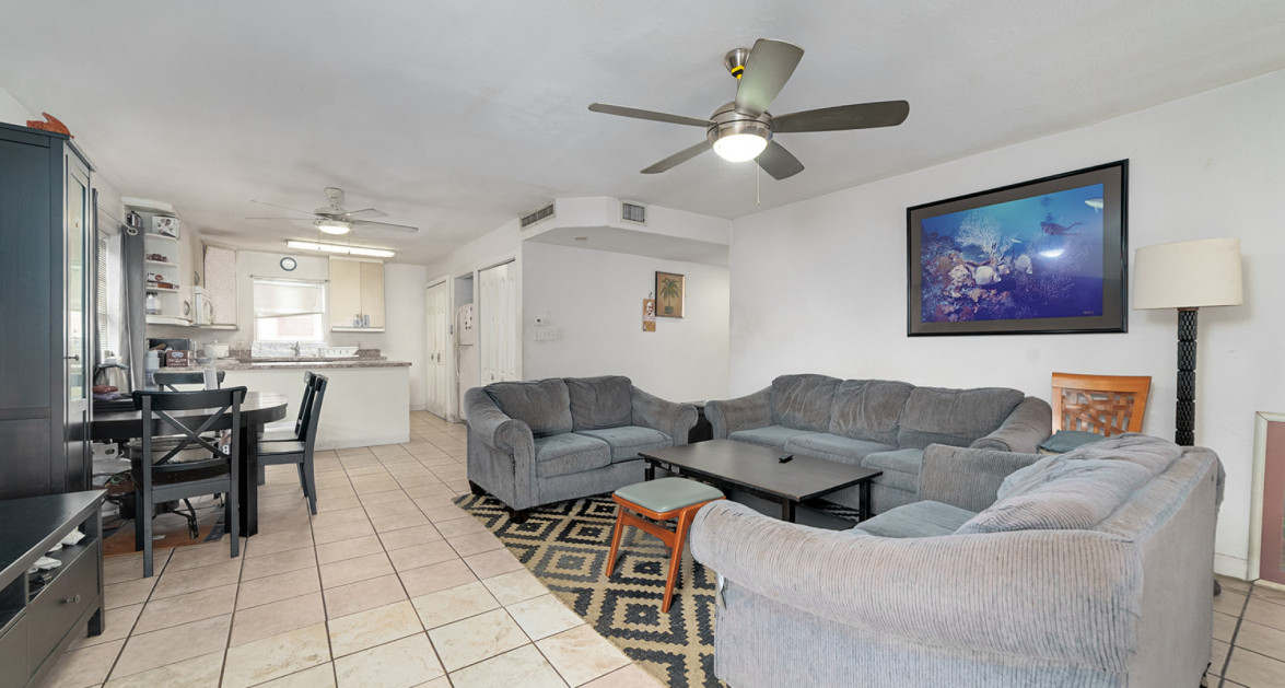 Great Opportunity with Renovation Potential – 3 Bedroom Triumph Village - Image 4