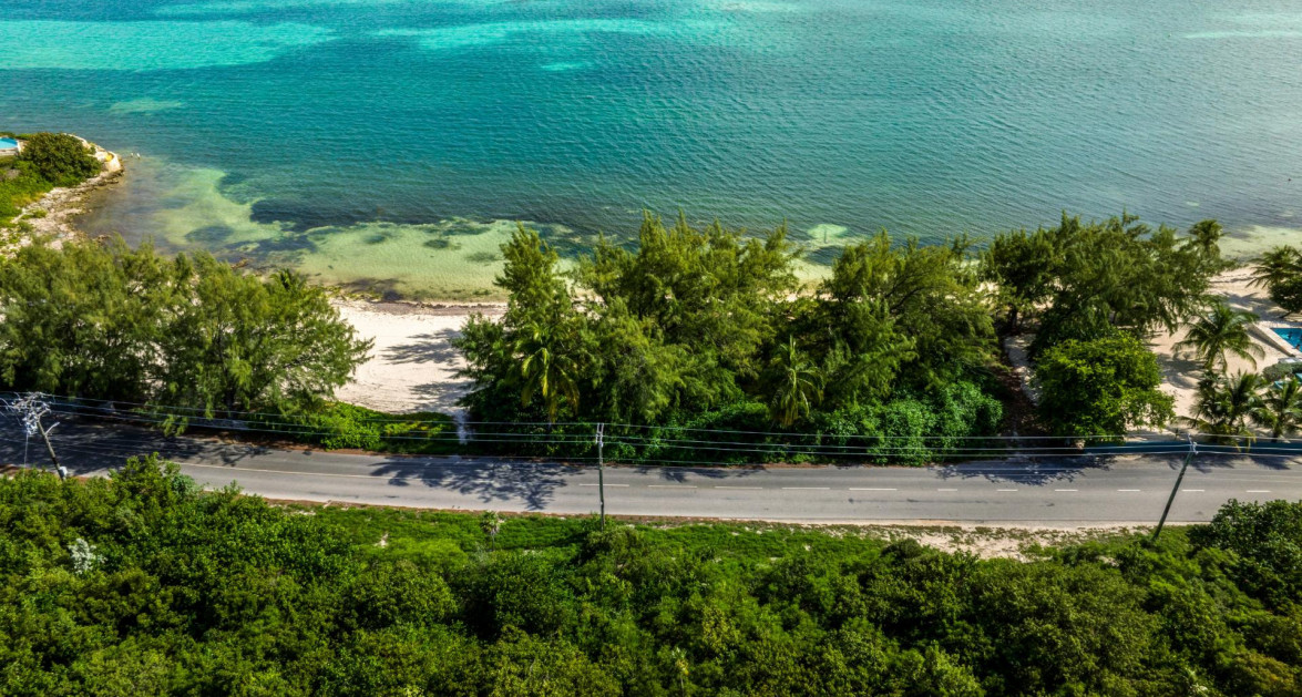 GUN BAY BEACHFRONT DEVELOPMENT SITE | EAST END - Image 10