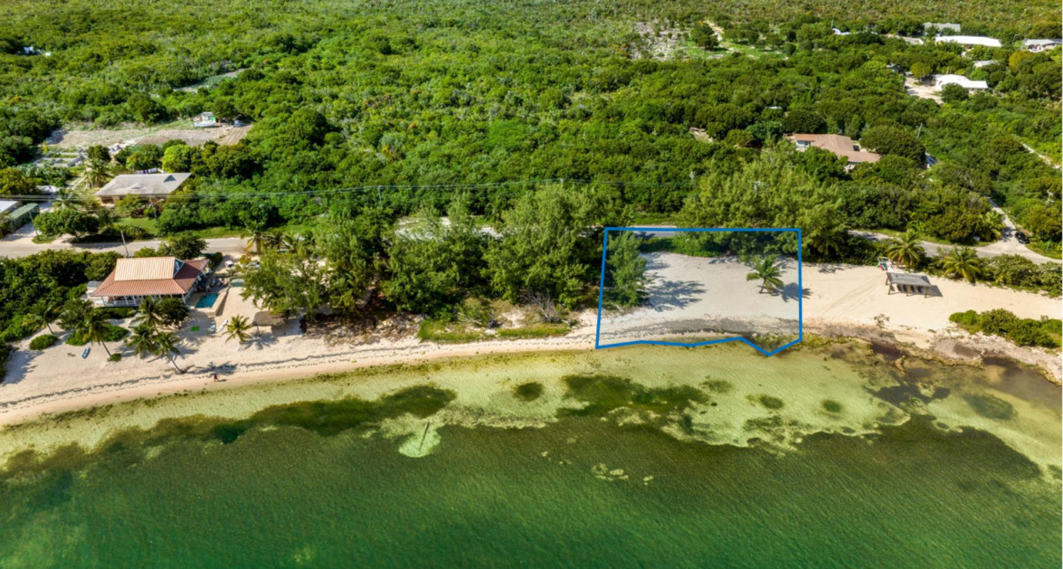 GUN BAY BEACHFRONT DEVELOPMENT SITE | EAST END - Image 3