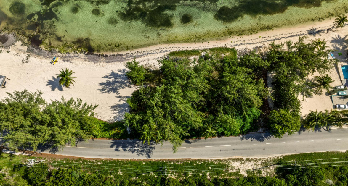 GUN BAY BEACHFRONT DEVELOPMENT SITE | EAST END - Image 8