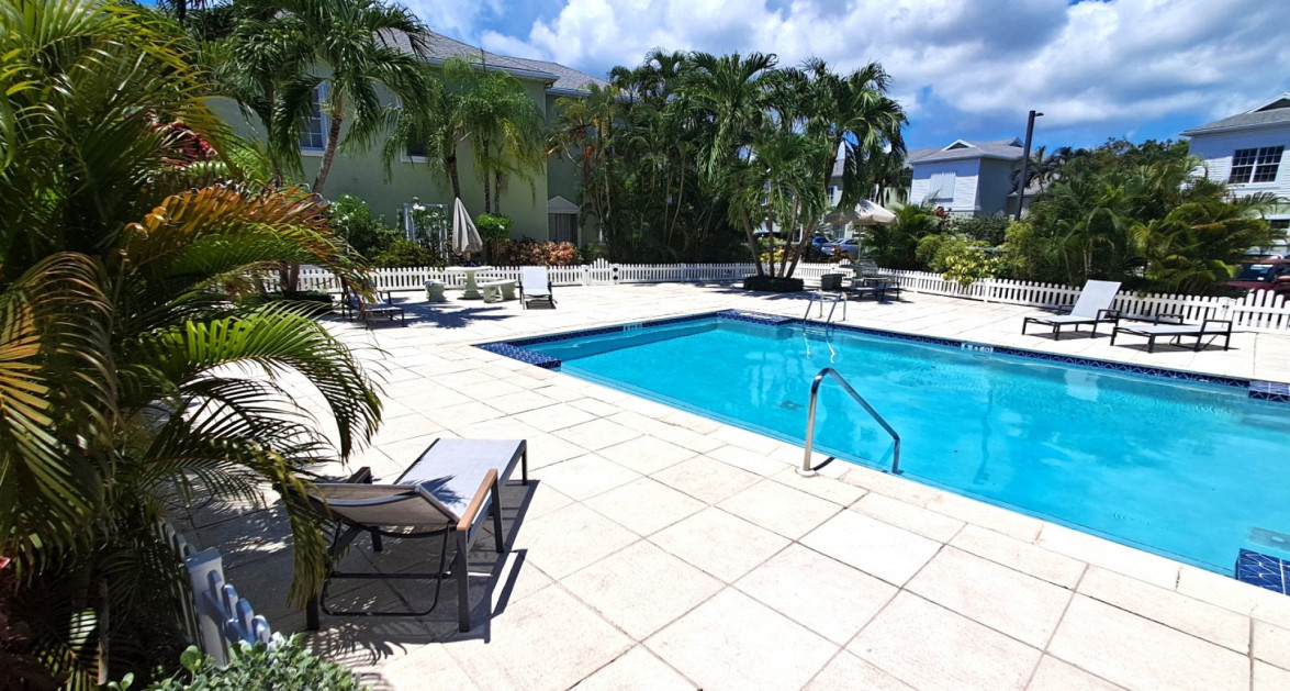 Happy 3 bed Townhome at Garden Retreat in GT - Image 13