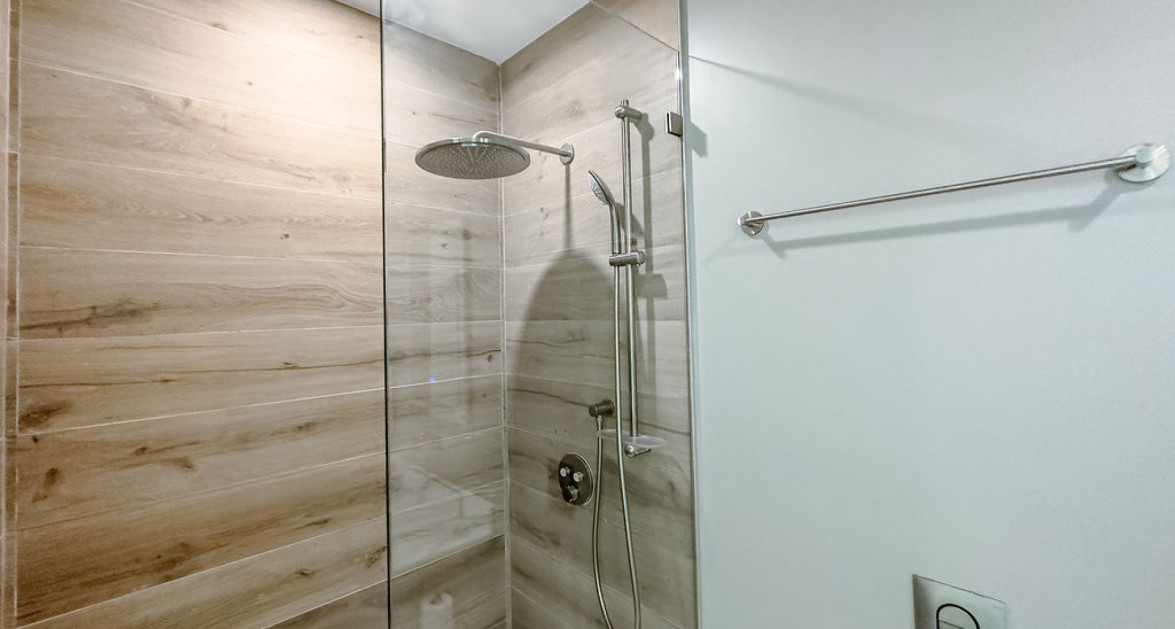Harbour Walk Residences | Condo 116 - Image 6
