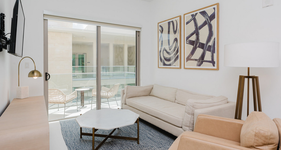 Harbour Walk Unit 204 | 1 Bed, 1 Bath + Office/Den - Image 7