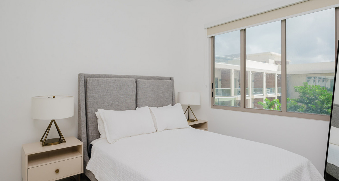 Harbour Walk Unit 204 | 1 Bed, 1 Bath + Office/Den - Image 8