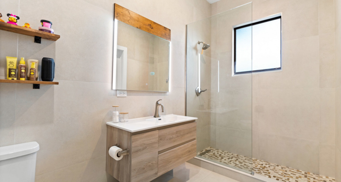 Highly Upgraded Villa Marbella #11 (2nd Floor Executive Residence) - Image 21
