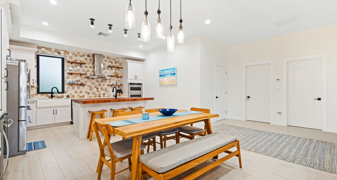 Highly Upgraded Villa Marbella #11 (2nd Floor Executive Residence) - Image 7