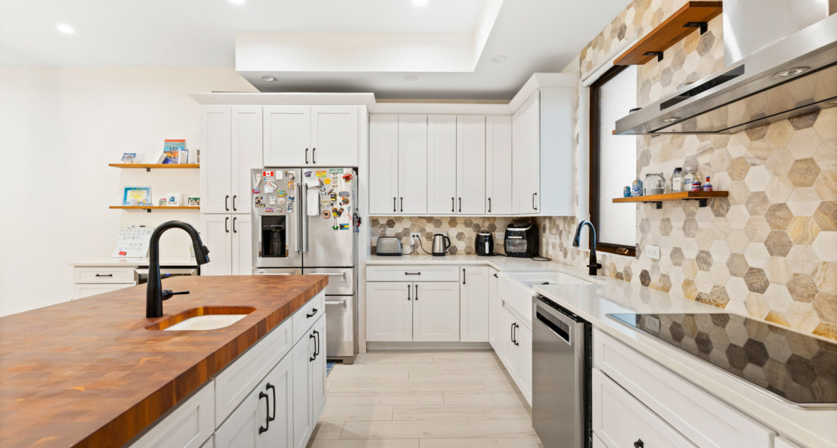 Highly Upgraded Villa Marbella #11 (2nd Floor Executive Residence) - Image 10