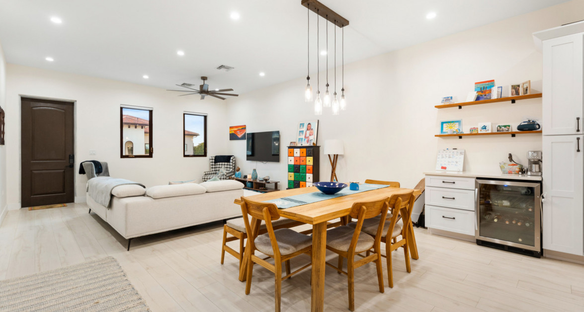 Highly Upgraded Villa Marbella #11 (2nd Floor Executive Residence) - Image 4