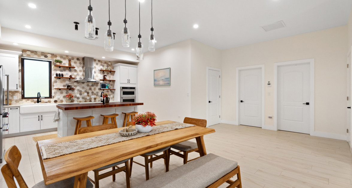 Highly Upgraded Villa Marbella #11 (2nd Floor Executive Residence) - Image 6