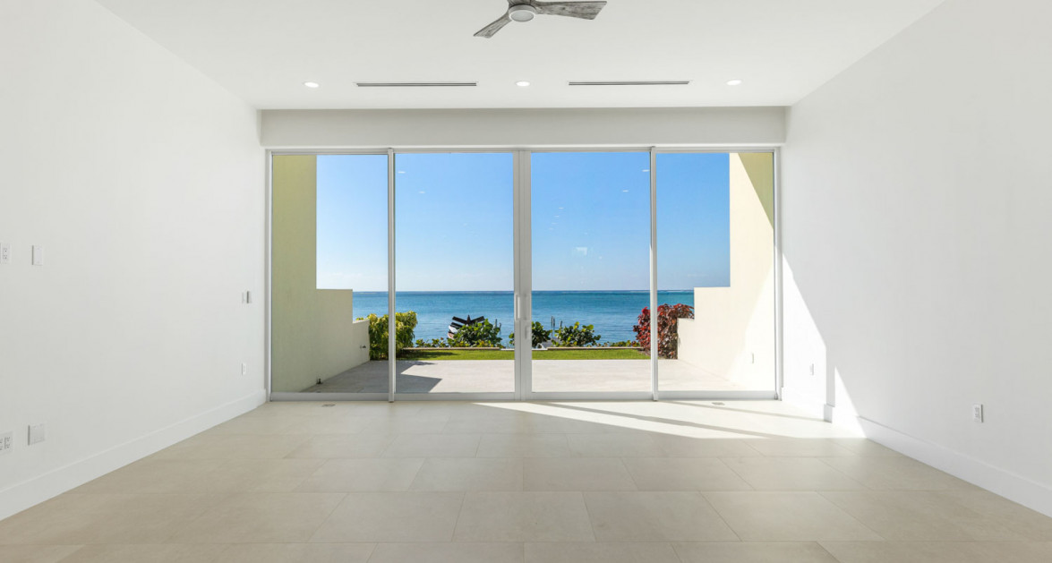 Indigo Bay - Incredible Seafront Residence - Image 2