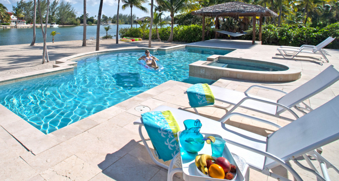 Just 4 Fun - Ultra-private Beachfront Villa, Cayman Kai - Image 4