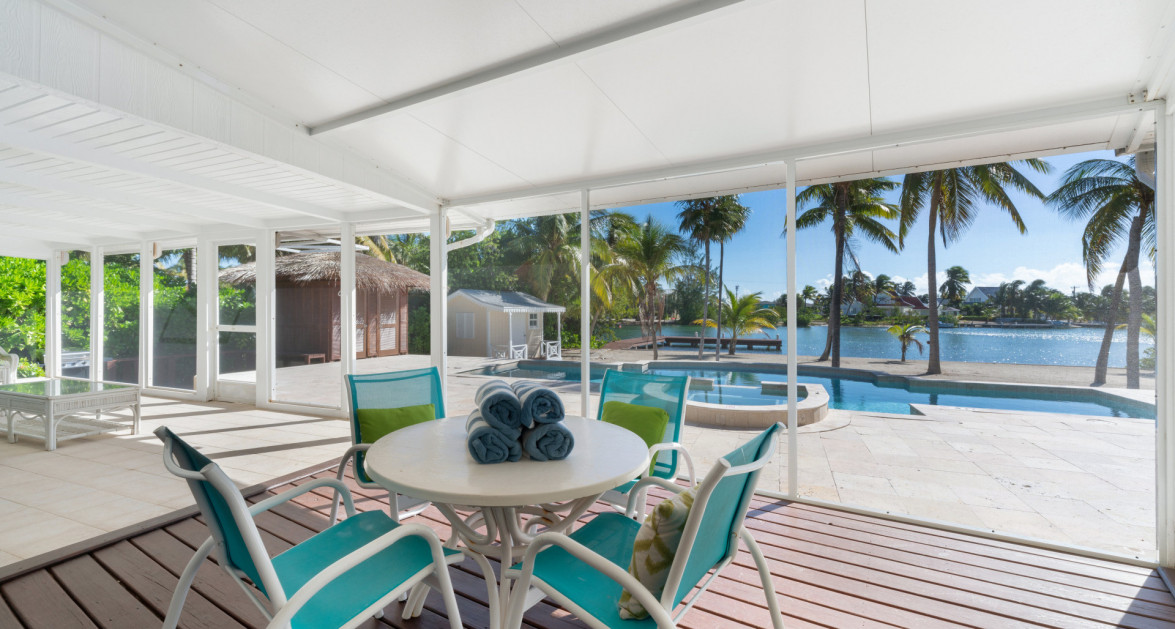 Just 4 Fun - Ultra-private Beachfront Villa, Cayman Kai - Image 7