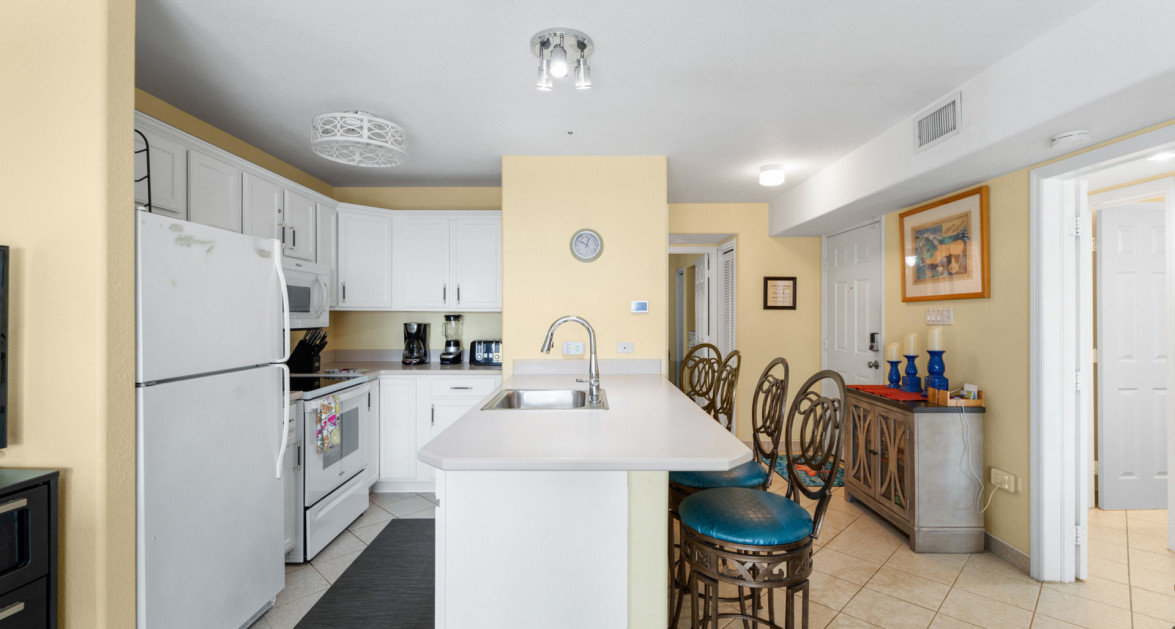 Kaibo PH 1 #9C (Beachfront GF 2 Bed, 2 Bath) - Image 5