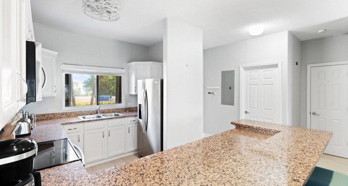 Kaibo PH 2 #15 (Beachfront GF JUST RENOVATED 2 Bed, 2.5 Bath W/ Storage Unit) - Image 6