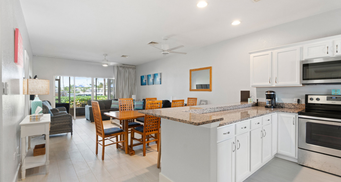 Kaibo PH 2 #15 (Beachfront GF JUST RENOVATED 2 Bed, 2.5 Bath W/ Storage Unit) - Image 2